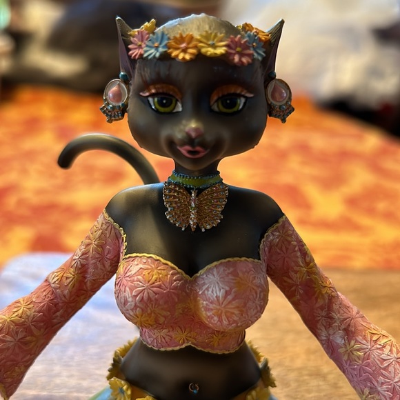 Alley Cats LUSHES by Margaret Le Van Cat Figurine - Picture 3 of 16